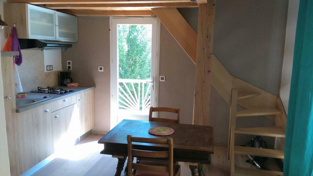 Spa Cabanon De Charme - Le Garagai Meyreuil Eksteriør billede